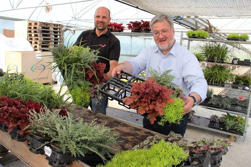 Beim Blumenstrauß war Fingerspitzengefühl gefragt
