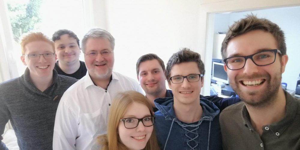 Selfie-Time: Stephan Albani und der RCDS Vorstand machen ein Selfie beim Vorstandafrühstück des RCDS.